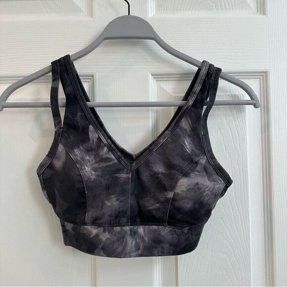 All in Motion tie dye V Neck Light Support Sports Bra size XS - Picture 2 of 8
